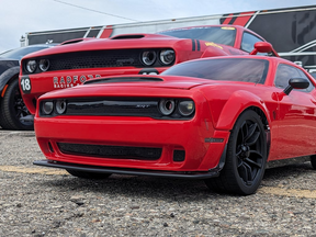 Miniatura 1/5  Scale Dodge Challenger [EDIÇÃO LIMITADA]